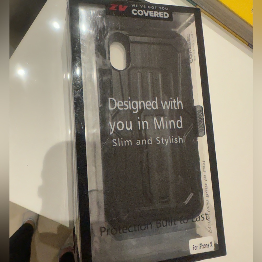 NWT ZV iPhone X phone case. Has clip. Black